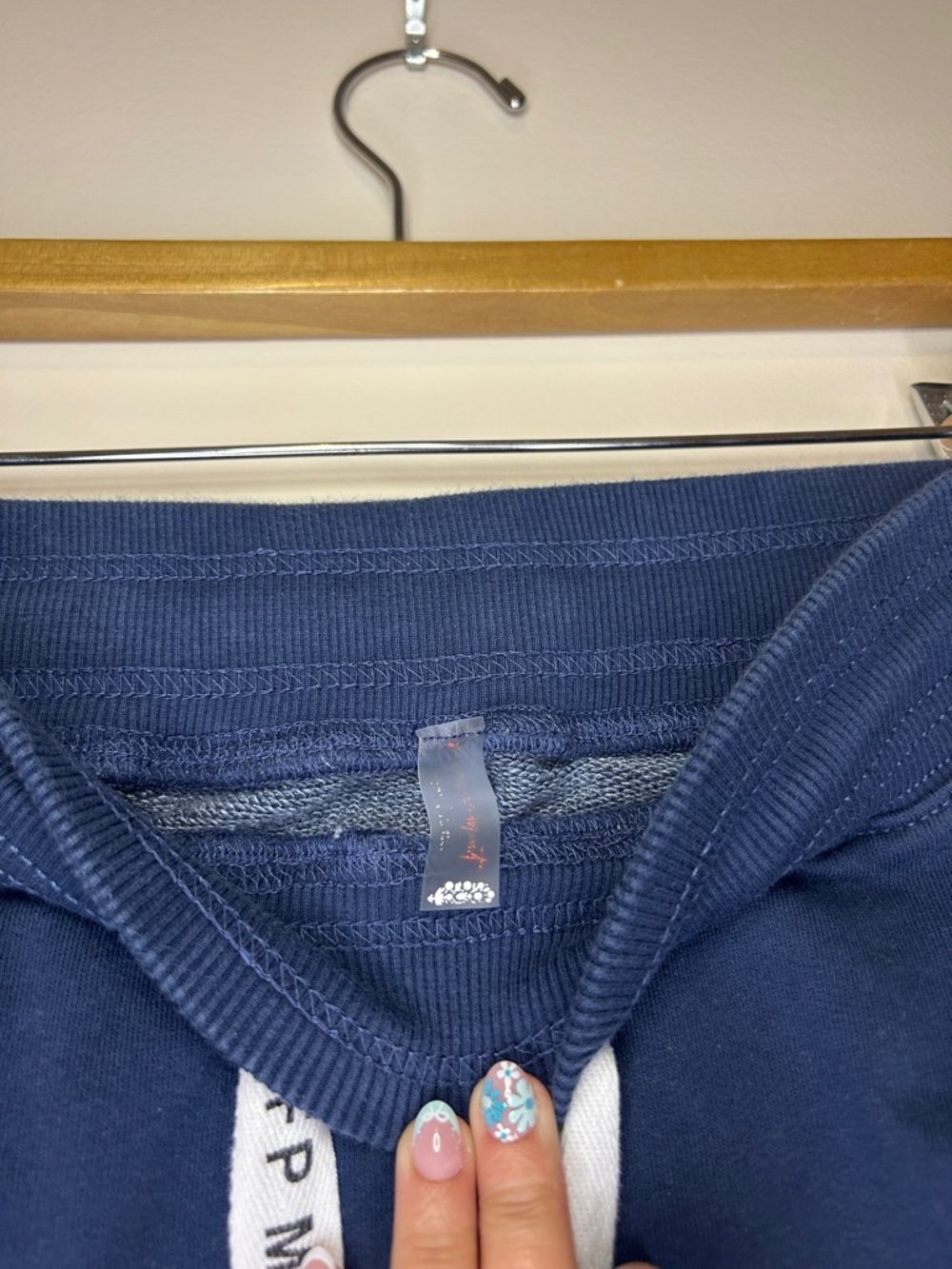 Free People Movement Navy Logo Tape Joggers FP Movement Sweatpants Size Small - Picture 6 of 7